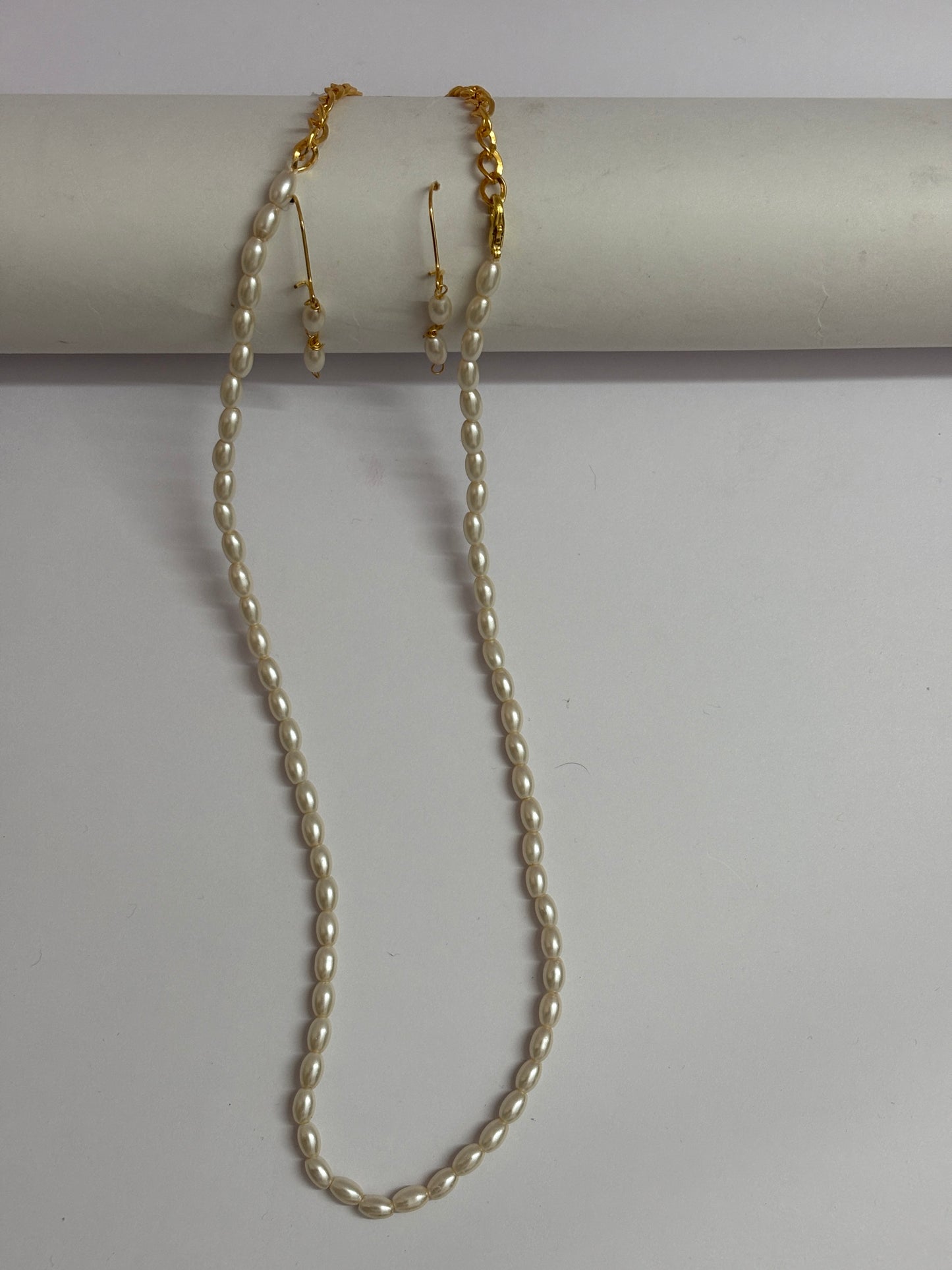 Elegant Oval Pearl Necklace & Earring Set
