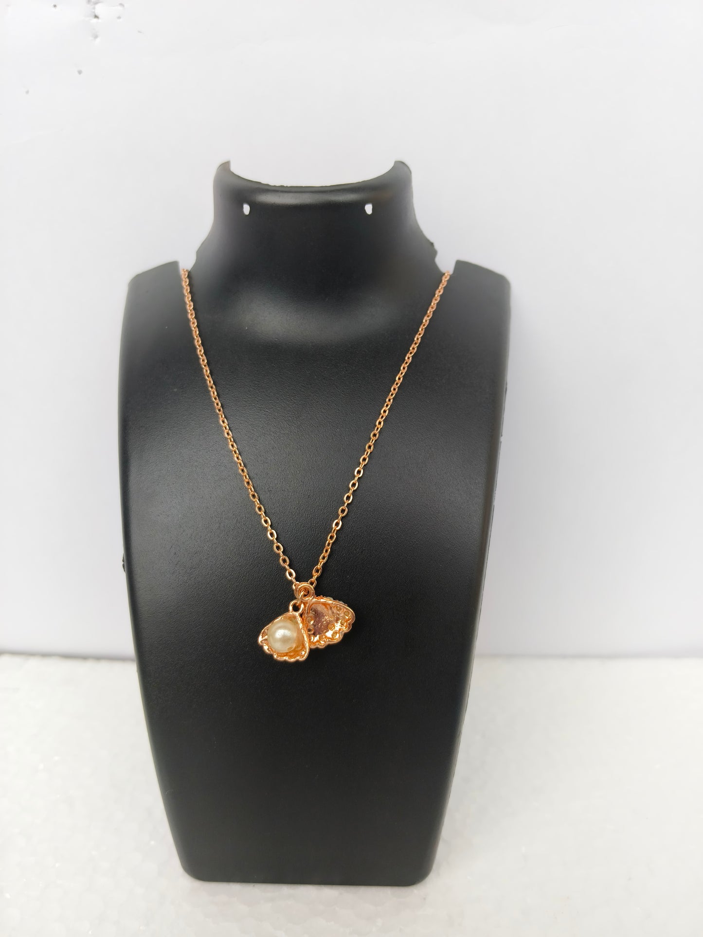 Gold Chain with Pearl and Shell | For Women & Girls