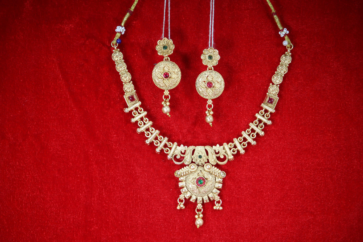 Gold Plated Floral Design Necklace & Earring Set  - Traditional Jewelry for Women