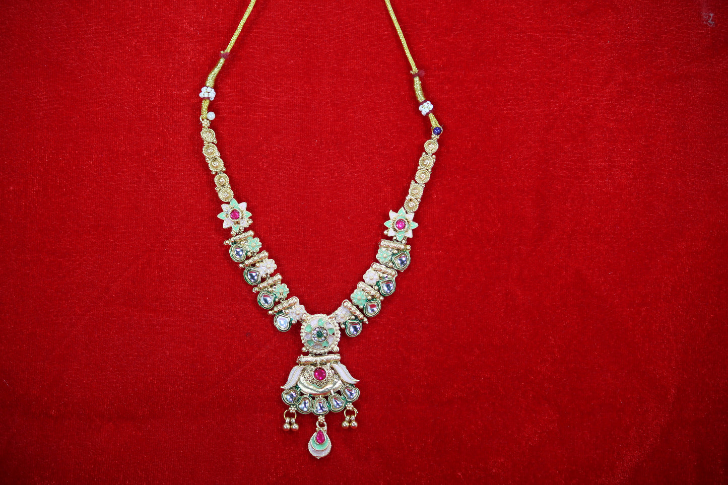 Elegant Gold-Tone Necklace with Intricate Kundan and Floral Accents- Traditional Set For Women And Girls