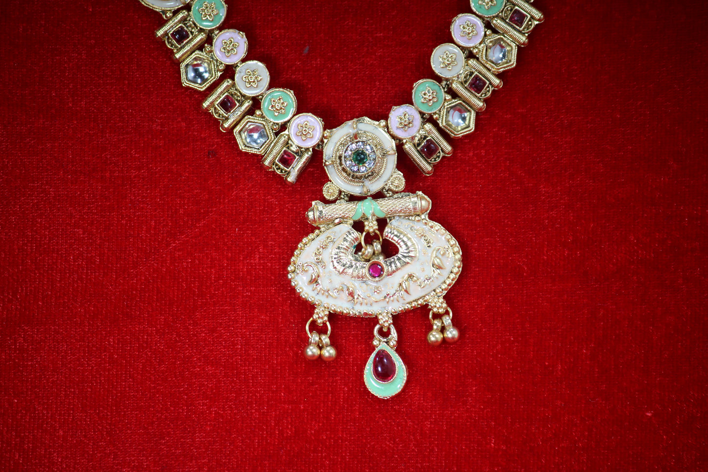 Bridal Jewelery Set with Multicolored Stones and Ornate Pendant- Traditional Jewelery Set For Women And Girls