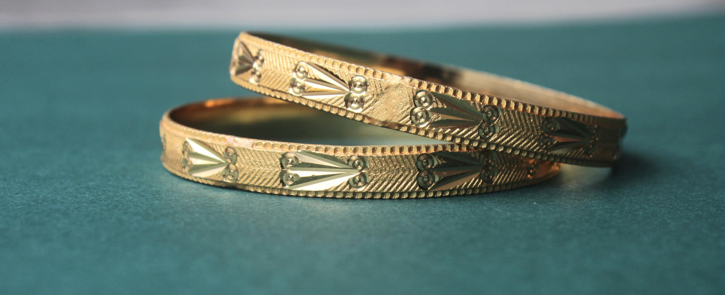 Traditional Gold-Toned Patla Bangles for Women – Perfect for Festive & Wedding Wear